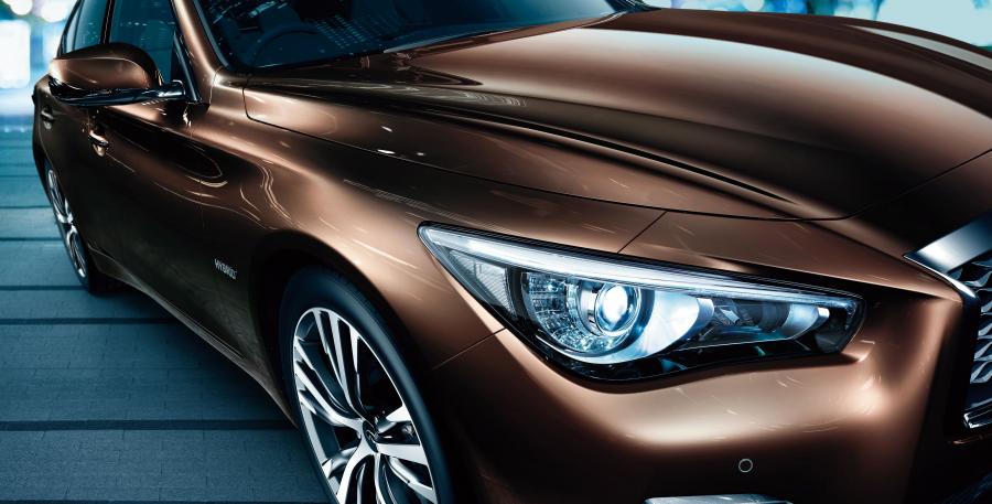 Детали экстерьера Nissan Skyline Hybrid (V37) 2017 года  (фото 13 из 15)